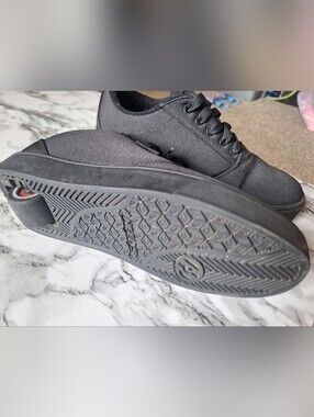 Heelys Big Kids Black Canvas Wheel Sneakers